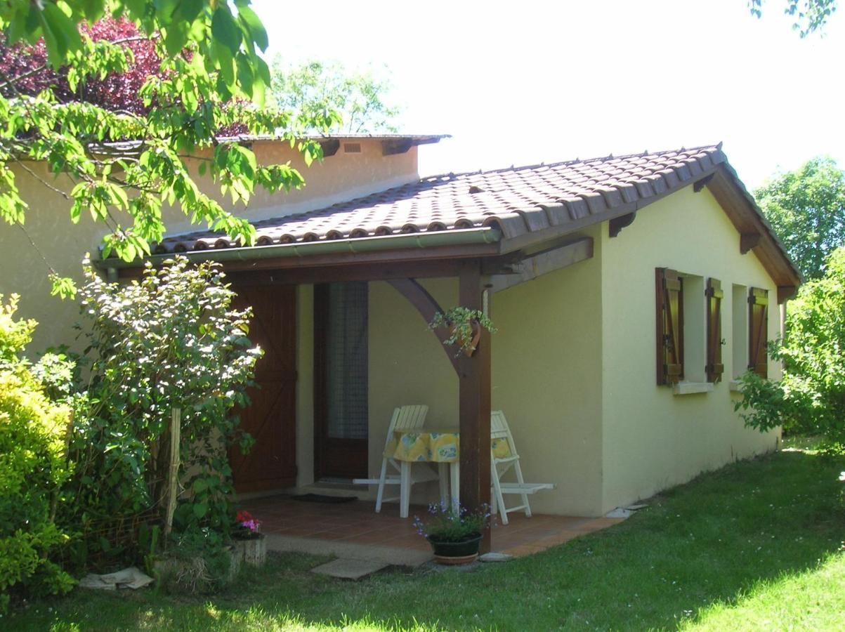 Gite Max Payrac Bagian luar foto