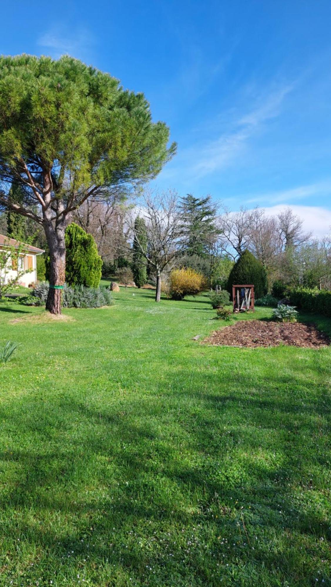 Gite Max Payrac Bagian luar foto